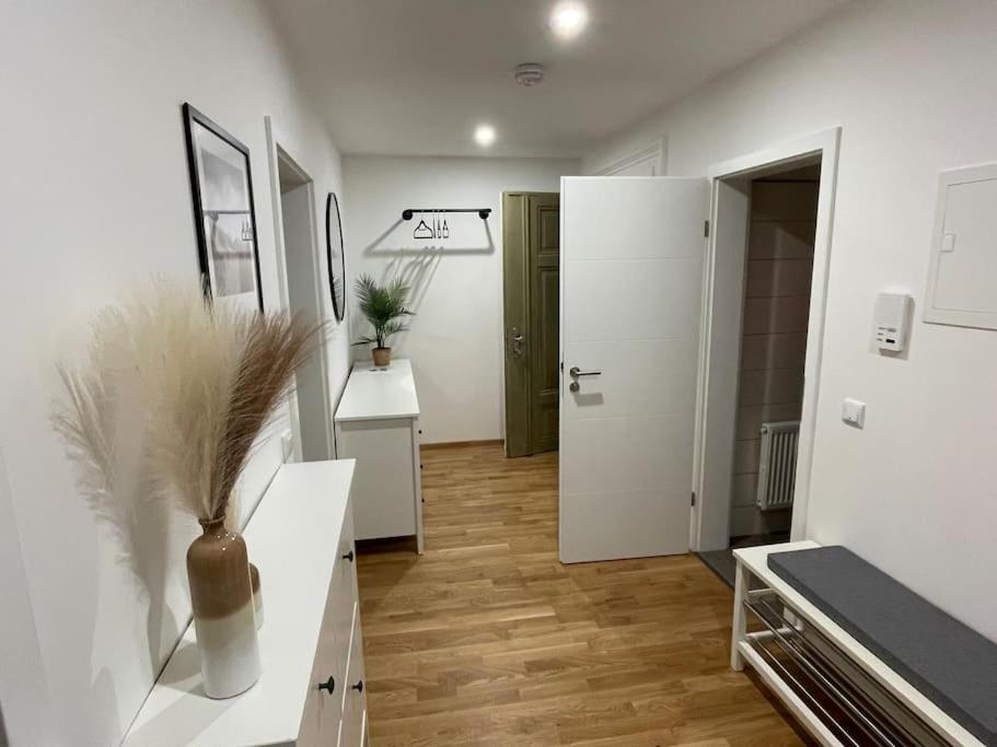 #Stylische / Moderne Wohnung Im Leipziger Zentrum Dg Links Bagian luar foto